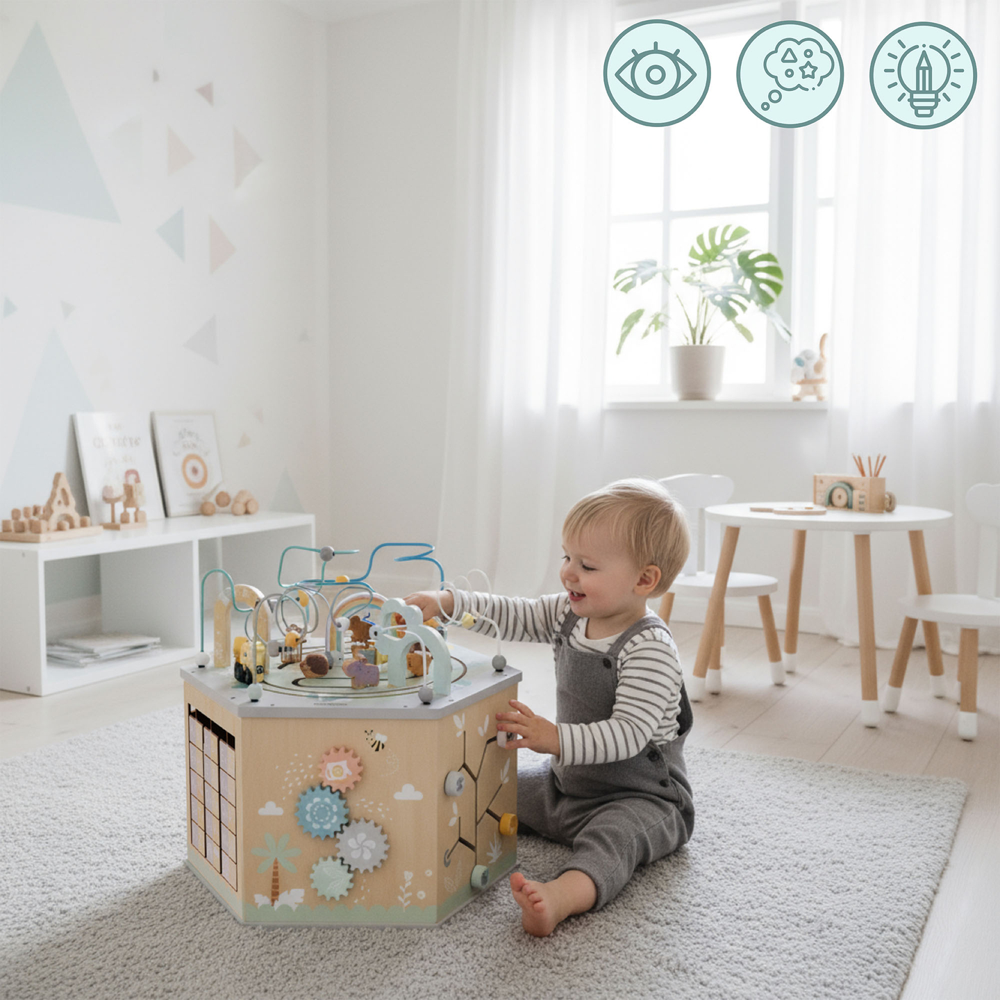 Cub educațional mare din lemn - o jucărie Montessori cu trenuleț magnetic și bucle motorii