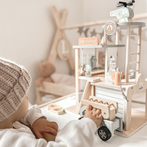 Stație de pompieri din lemn cu accesorii, brigada de pompieri