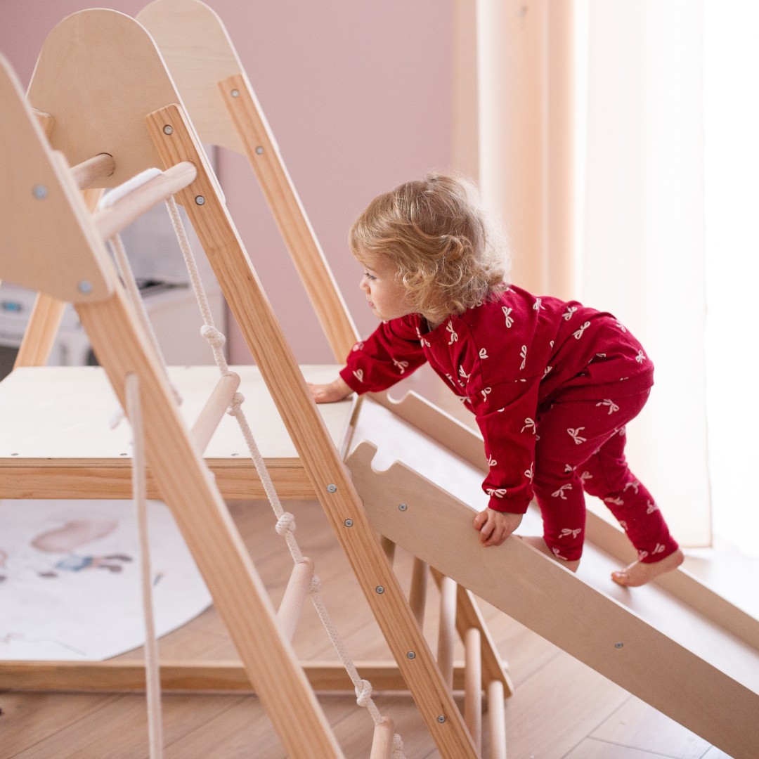 Loc de joacă din lemn XL 5in1