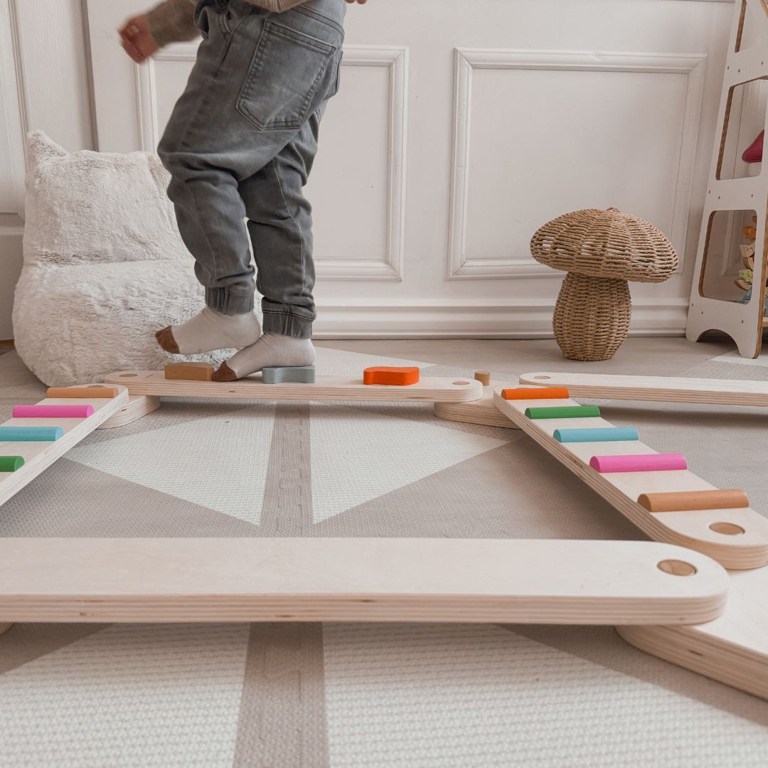 Pistă de echilibru din lemn - cale senzorială - 14 elemente