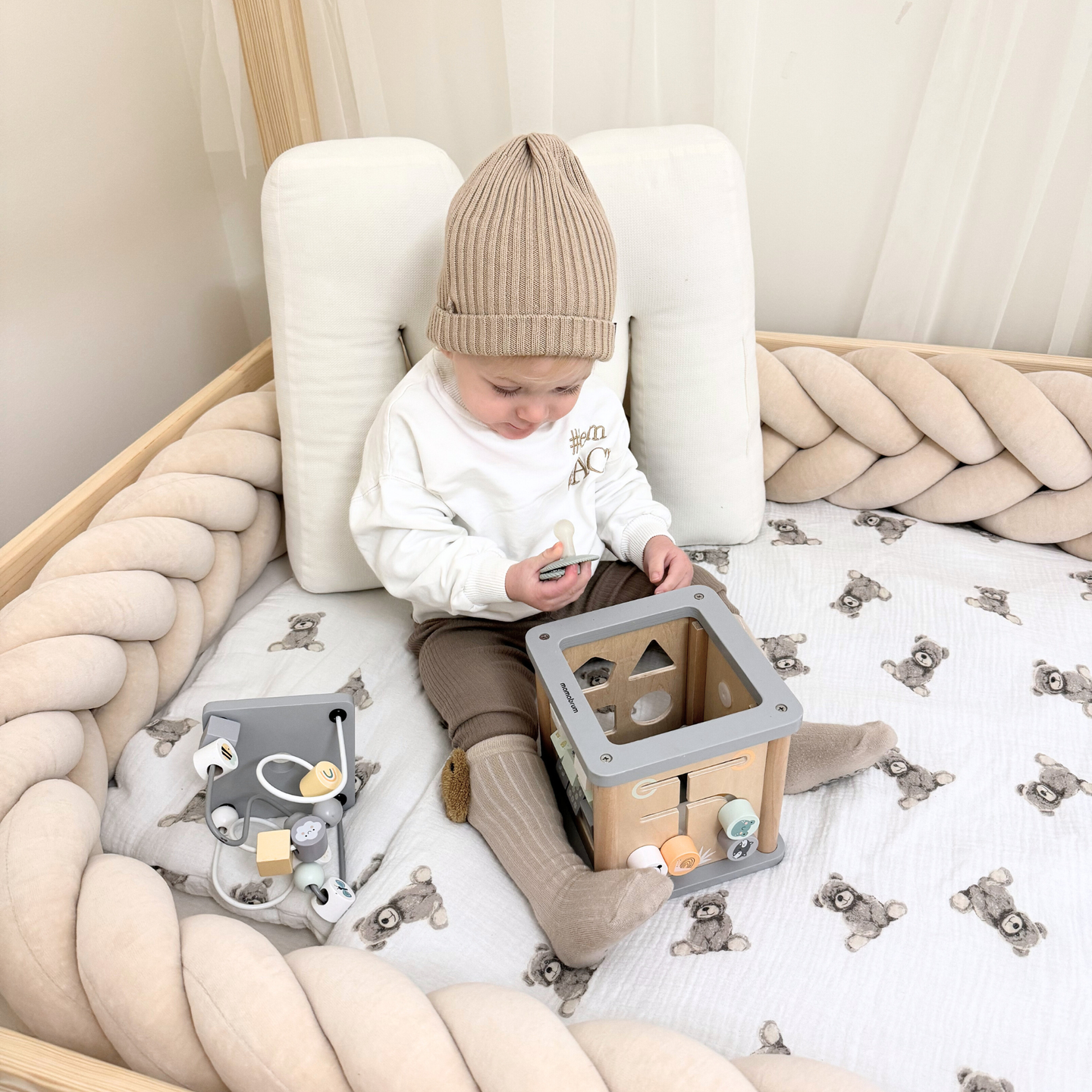 Cub educațional Montessori din lemn - bucla motorie