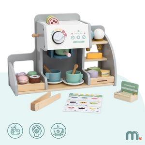 Un salon mare de înghețată din lemn cu tablă magnetică, aparat de cafea și set de înghețată și deserturi - peste 70 de piese!