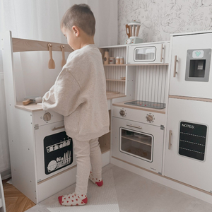 Bucătărie de colț interactivă din lemn XXXL cu frigider, cuptor cu microunde, cuptor, mașină de spălat vase și accesorii - alb