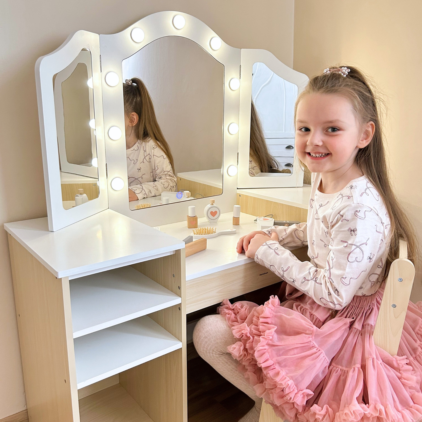 Măsuță de toaletă pentru copii din lemn cu scaun, accesorii și iluminare LED