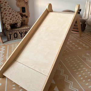 Tobogan din lemn cu scară pentru copii