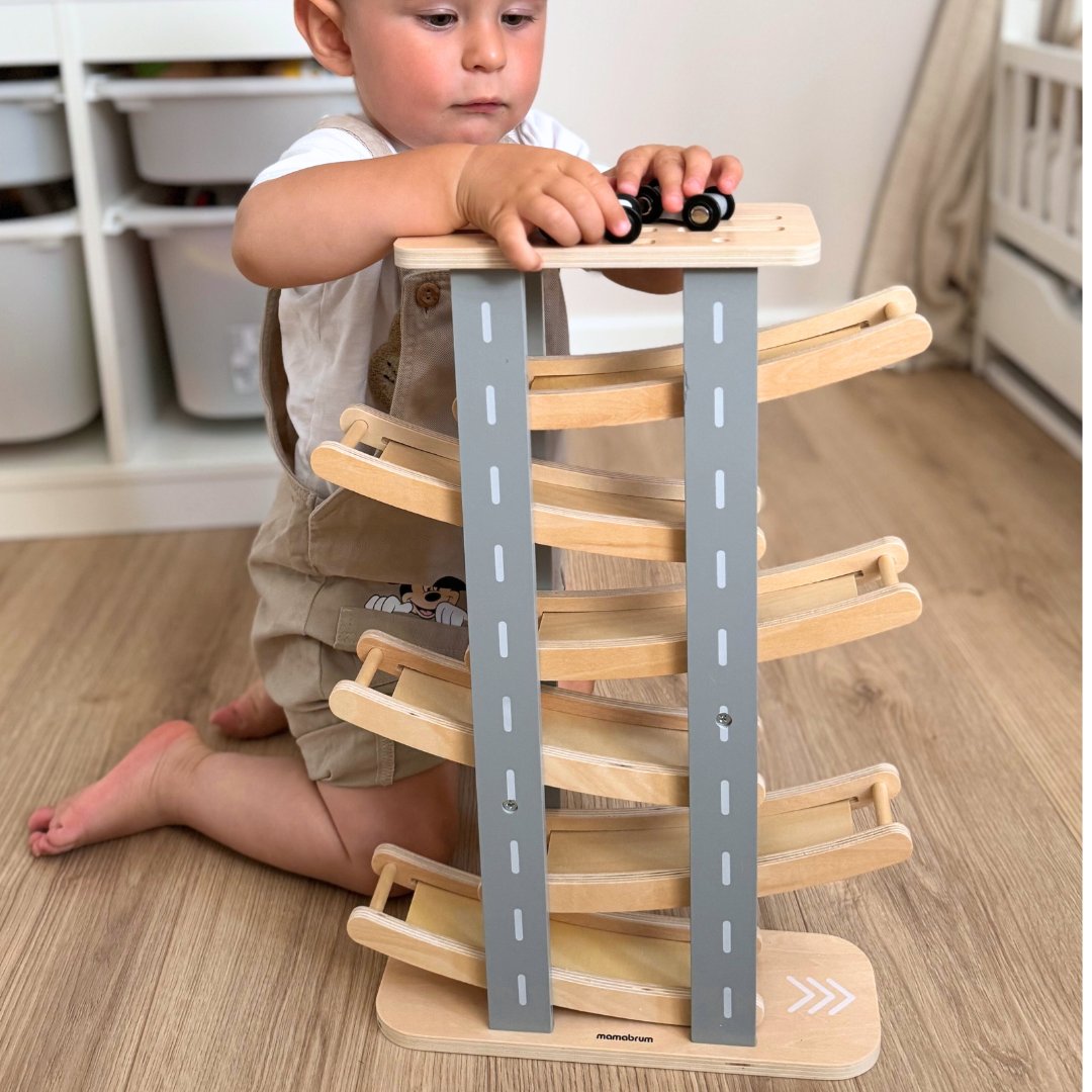 Pistă din lemn - tobogan pentru mașini - 6 etaje