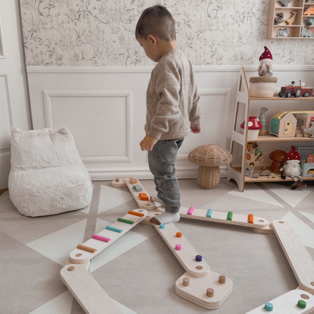 Pistă de echilibru din lemn - cale senzorială - 14 elemente