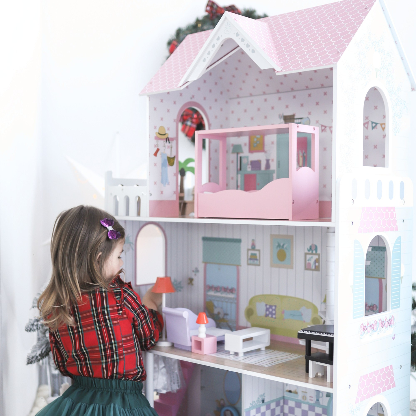 XXL Cea mai mare casă de păpuși din lemn - 123 cm - iluminată cu LED-uri - terasă, accesorii, grădină