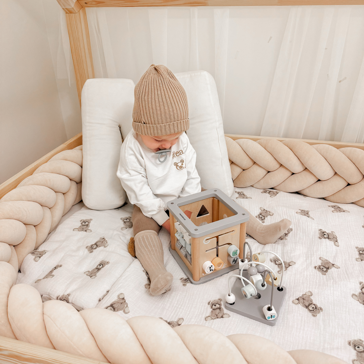 Cub educațional Montessori din lemn - bucla motorie