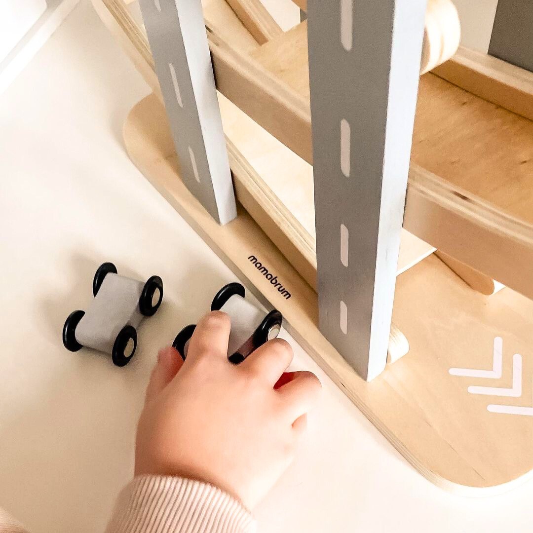 Pistă din lemn - tobogan pentru mașini - 6 etaje