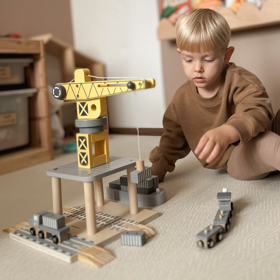 Macara portuară mobilă cu troliu magnetic și accesorii - set din lemn