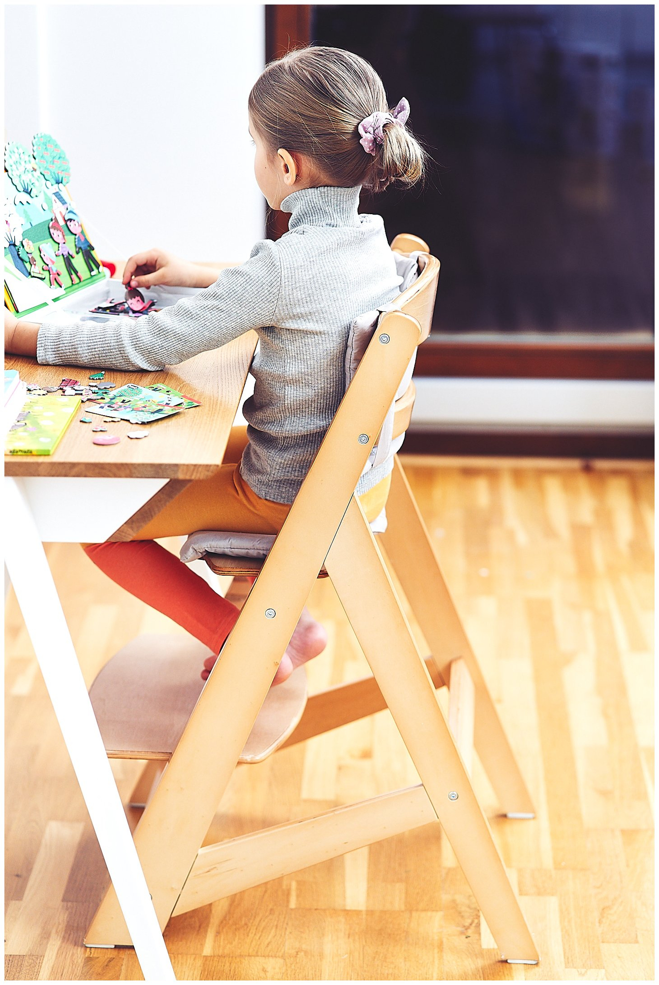 Scaun de hrănire din lemn Moby-System WOODY - culoarea lemnului natural