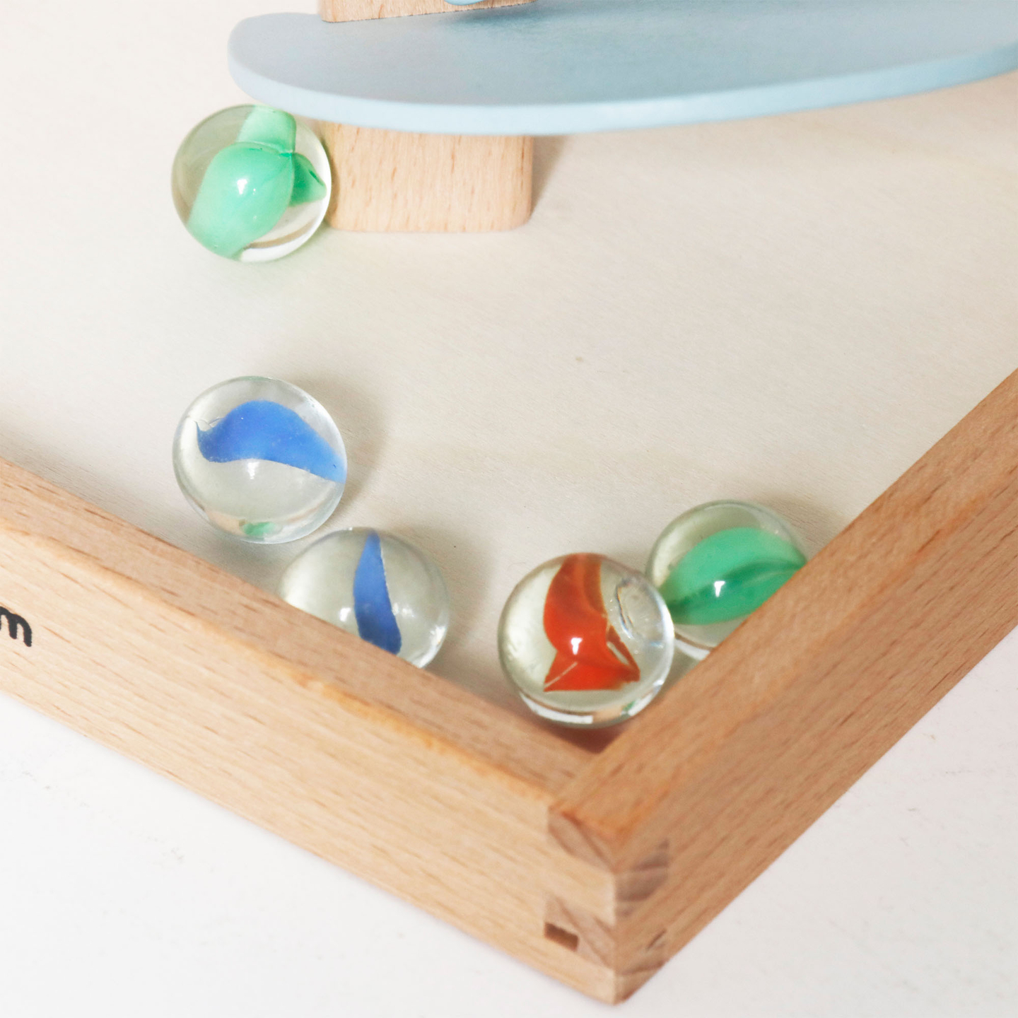 Culodrom din lemn - copac de sunet cu bile