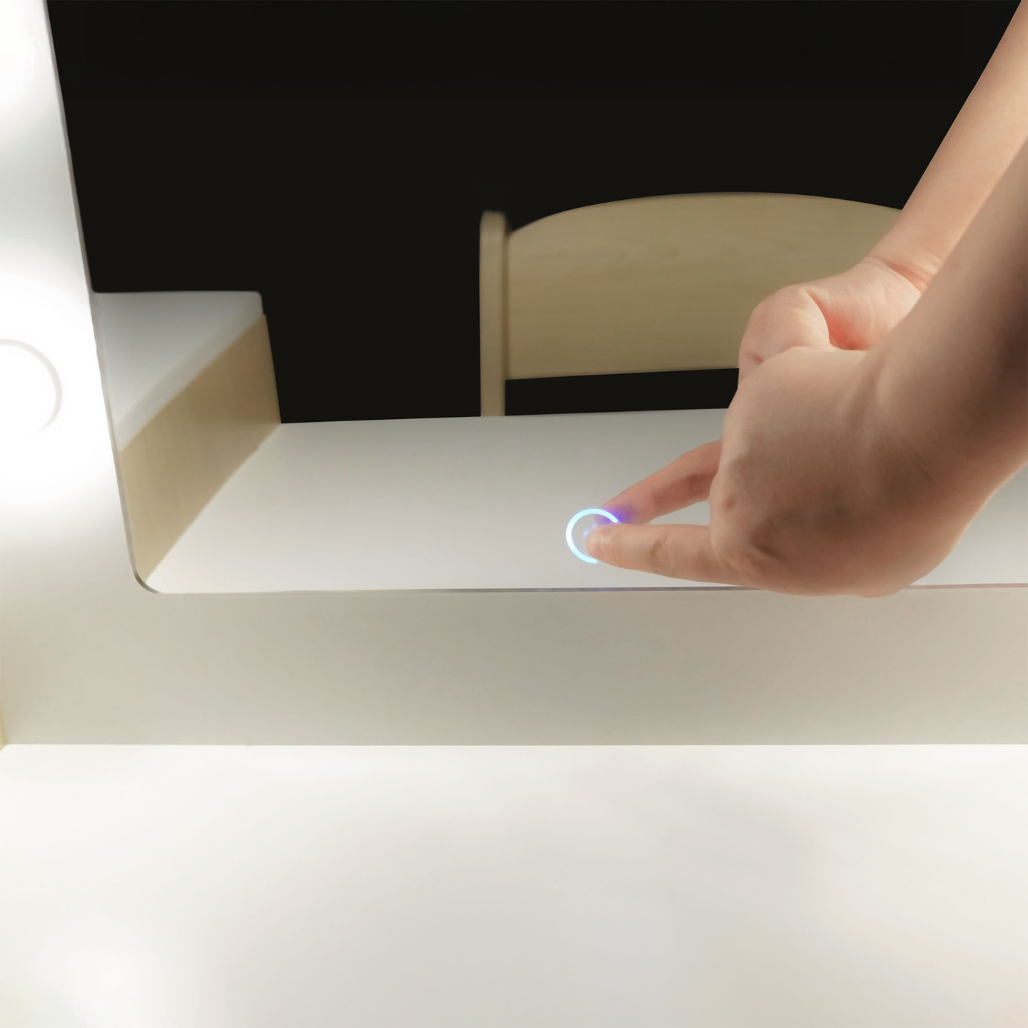 Măsuță de toaletă pentru copii din lemn cu scaun, accesorii și iluminare LED