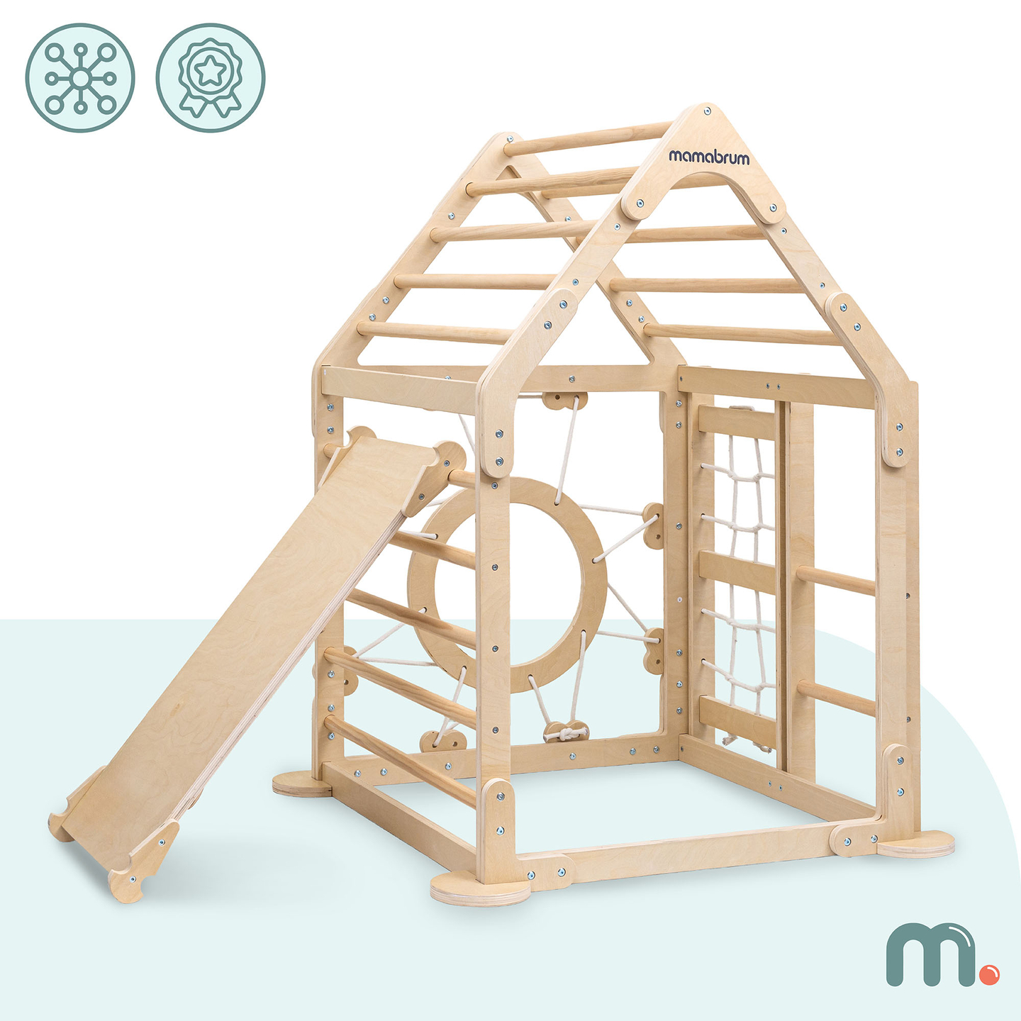 Loc de joacă interior din lemn pentru copii - o căsuță cu scări și tobogan