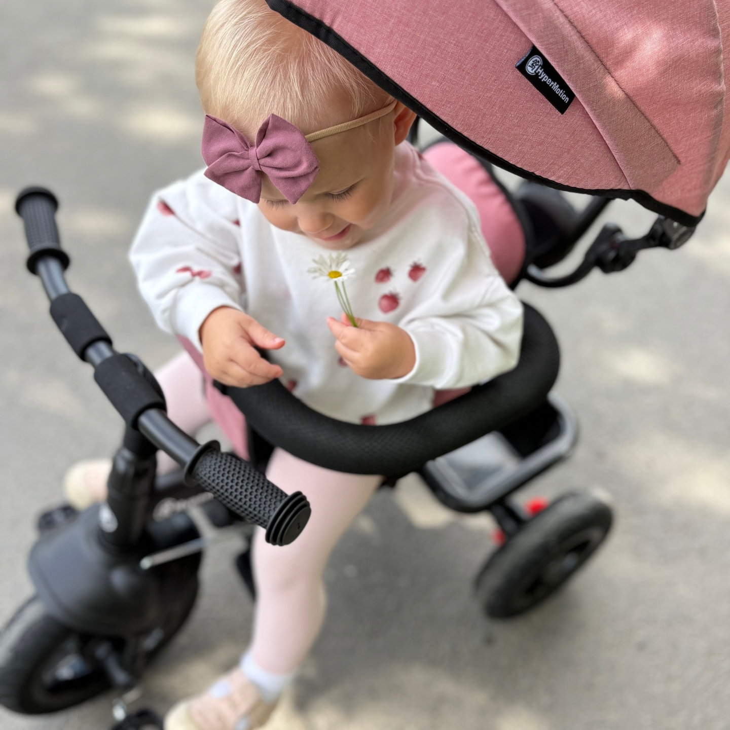 Tricicletă pentru copii 1-4 ani - TOBI FREY - culoare roz - roți pivotante - roți cu pompă + împingător