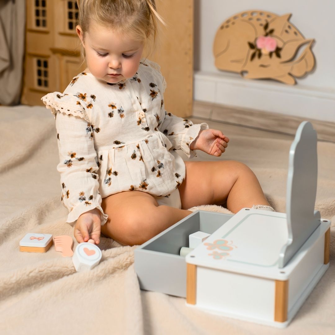 Masă de toaletă din lemn pentru copii cu accesorii