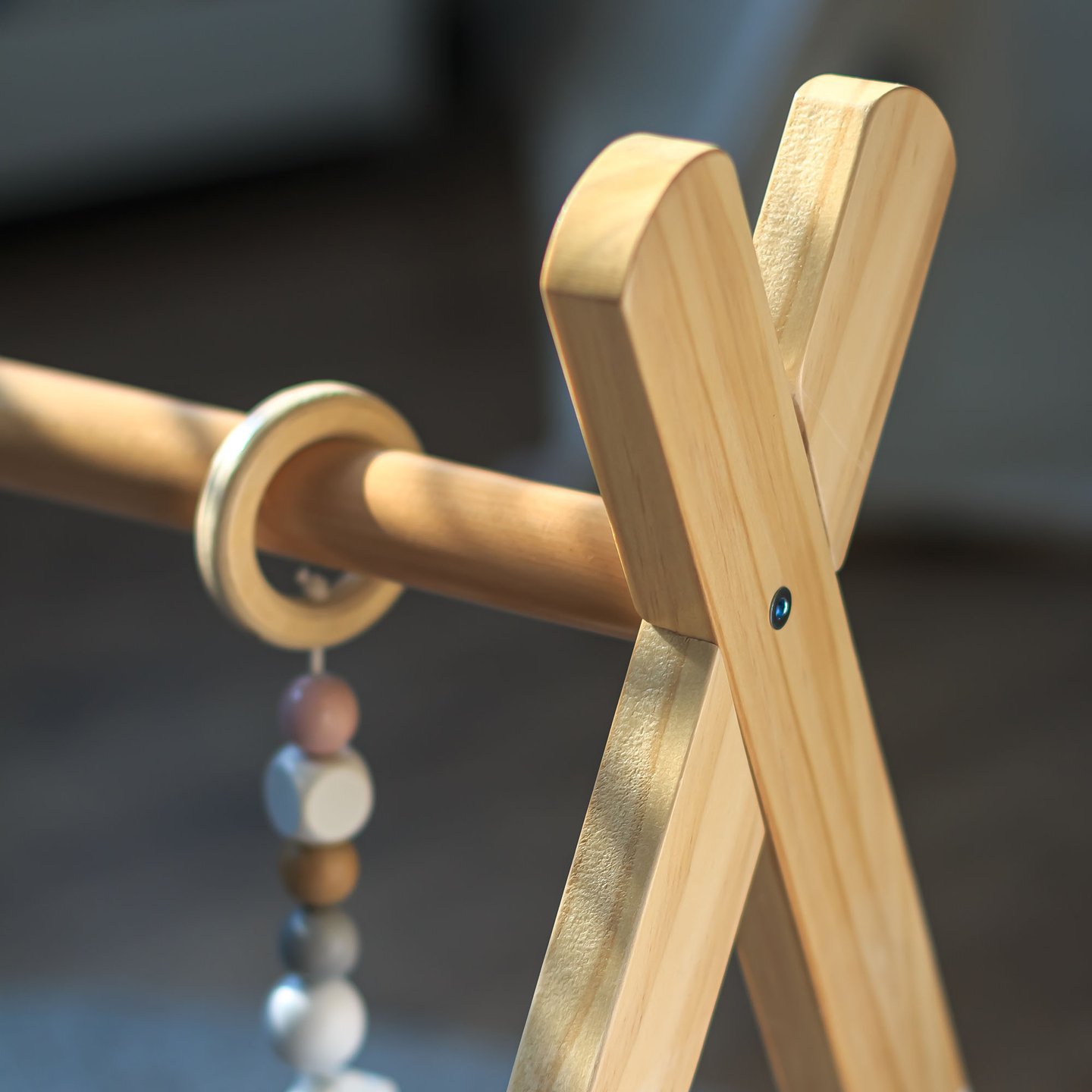 Suport educațional din lemn Baby Gym - culoare albă