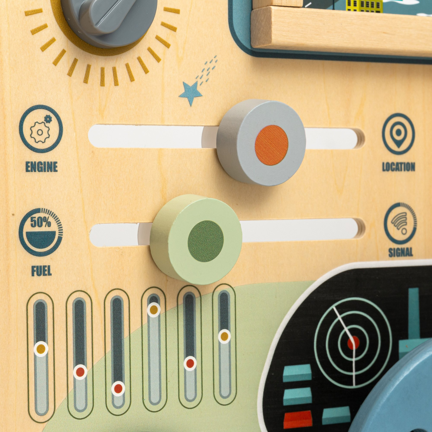 Tablă Montessori din lemn, cabină de pilotaj 2 în 1 pentru micul șofer și pilot – volan, schimbător de viteze, hărți de călătorie, radar