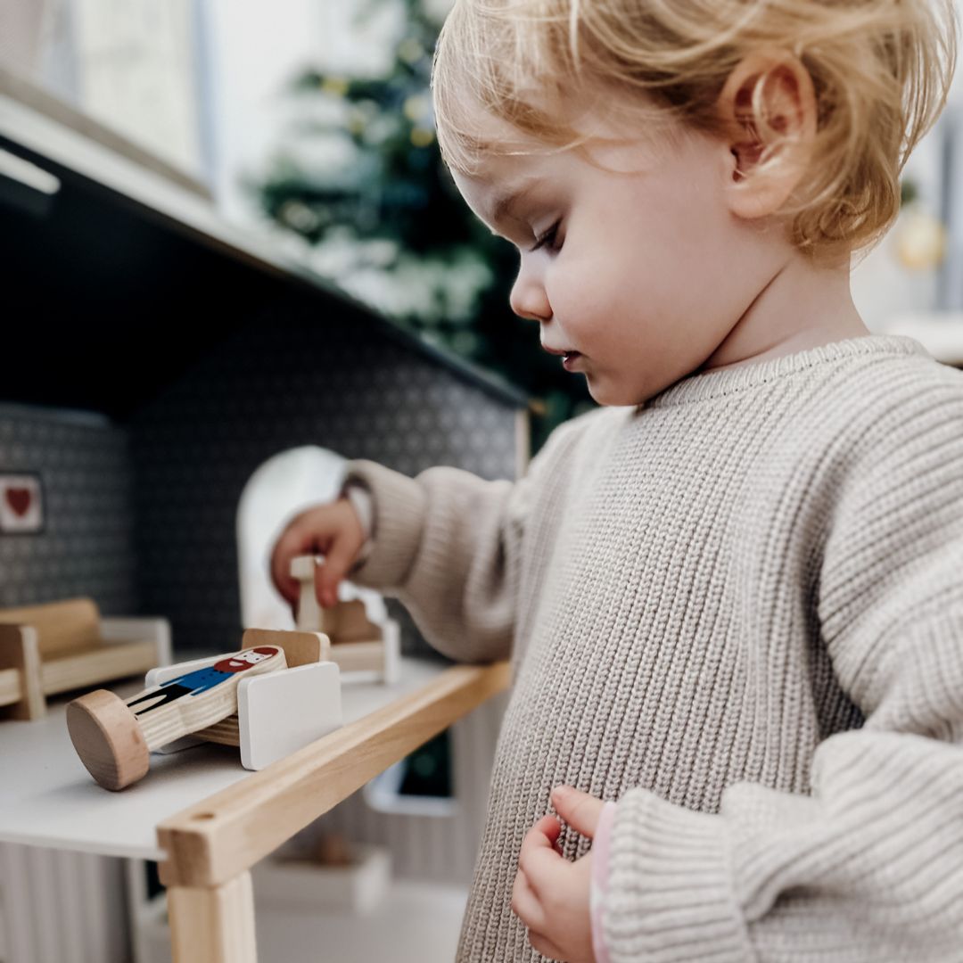 Casa de păpuși din lemn alb cu accesorii 18 buc.